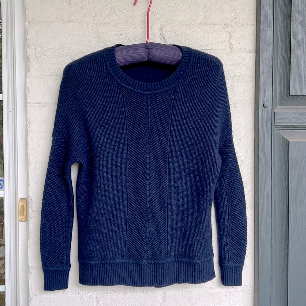 Athleta Navy Wool/Cashmere Relaxed Fit Pullover Sweater Size XXS - Picture 3 of 12